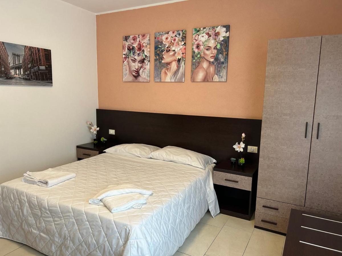 Bed & Breakfast La Rondinella Cerasolo Ngoại thất bức ảnh